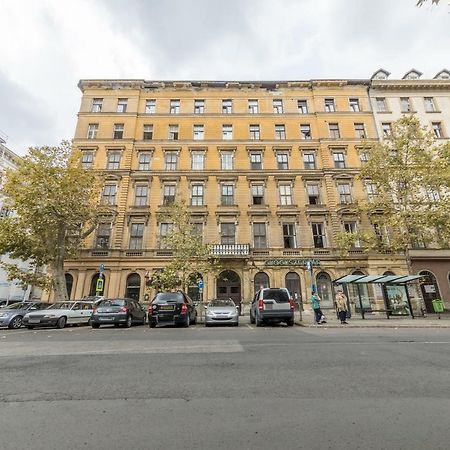 Atlanta Apartment Is In The Heart Of Budapest Eksteriør bilde